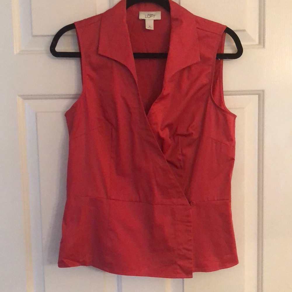 Loft Wrap Around Top Brick Color size 10